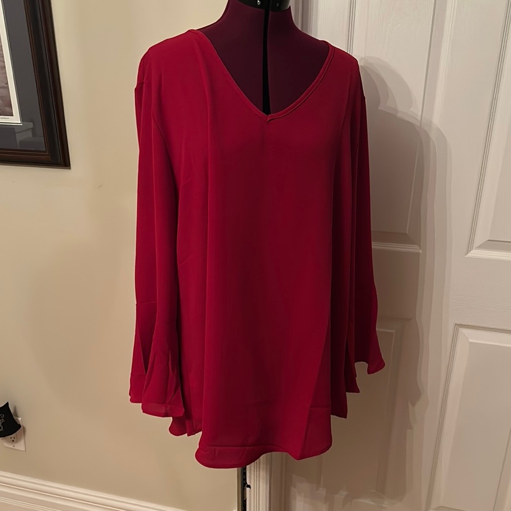 Red V-neck Bell Sleeve Long Sleeve Tunic